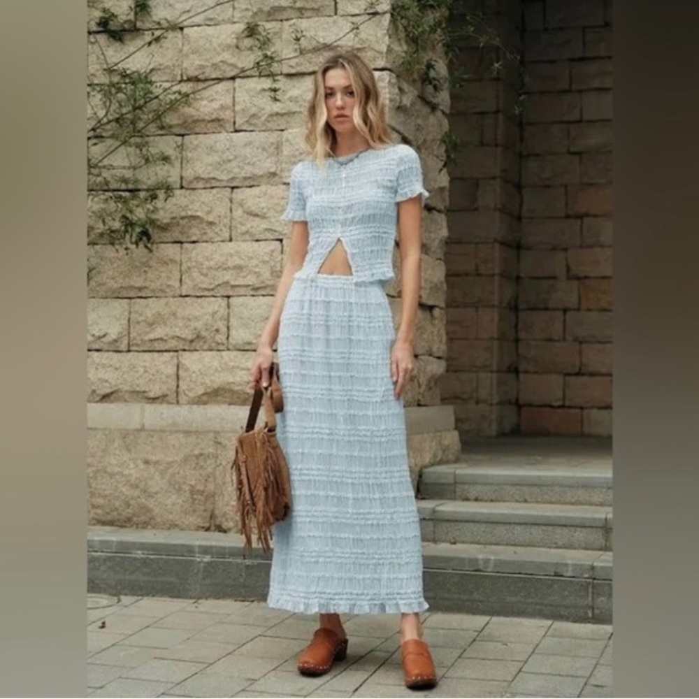 Cute Commense ruffle short sleeve & maxi skirt matching set NWT